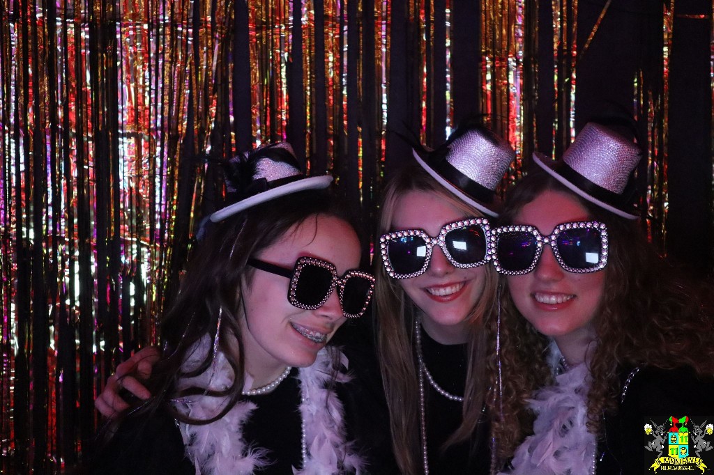 ../Images/Jeugd Opwarmbal Photobooth 265.jpg